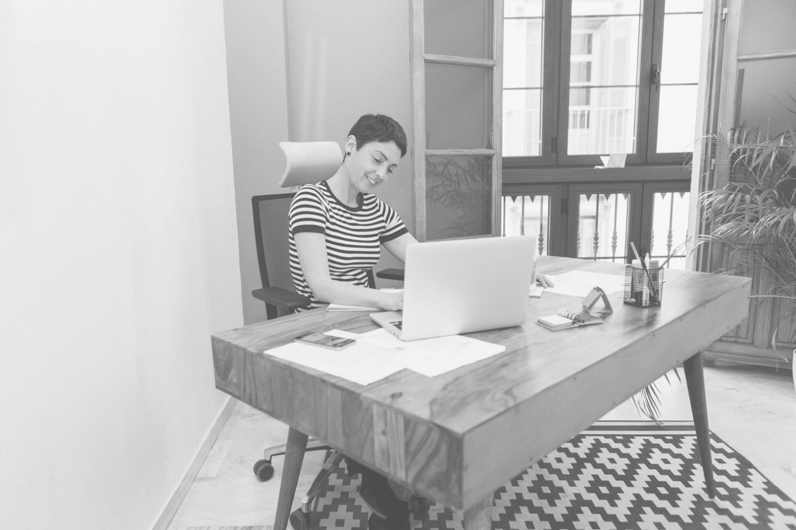 Business financial consultation session in progress